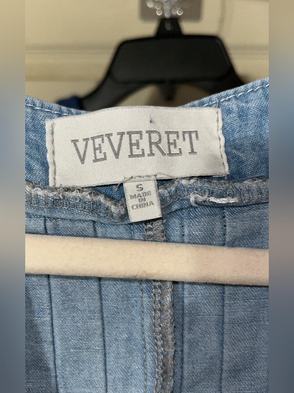 Veveret Light Wash Denim Short Romper - Light Blue - Picture 2 of 7